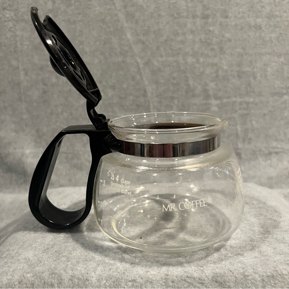 Mr. Coffee 4 Cup Replacement Pot In Excellent Condiiton - Picture 7 of 8